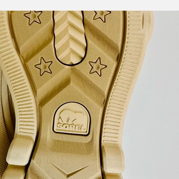 Sorel Caribou Cozy Chelsea Sherpa Cream Ankle Boots with Rugged Sole - Picture 7 of 8